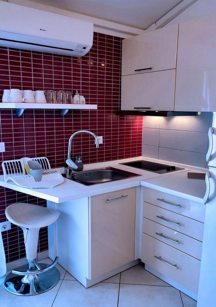 Apartments And Rooms By The Sea Tucepi, Makarska - 6058 Exterior foto