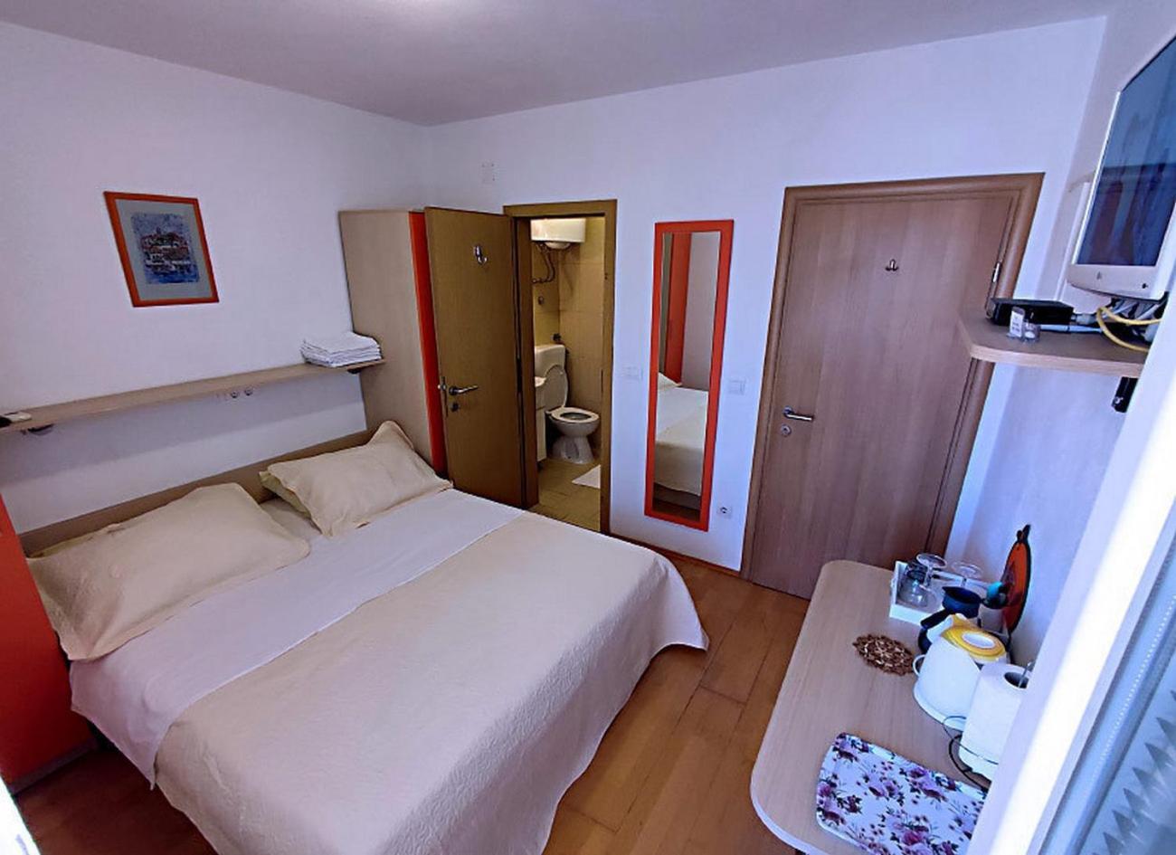 Apartments And Rooms By The Sea Tucepi, Makarska - 6058 Zimmer foto
