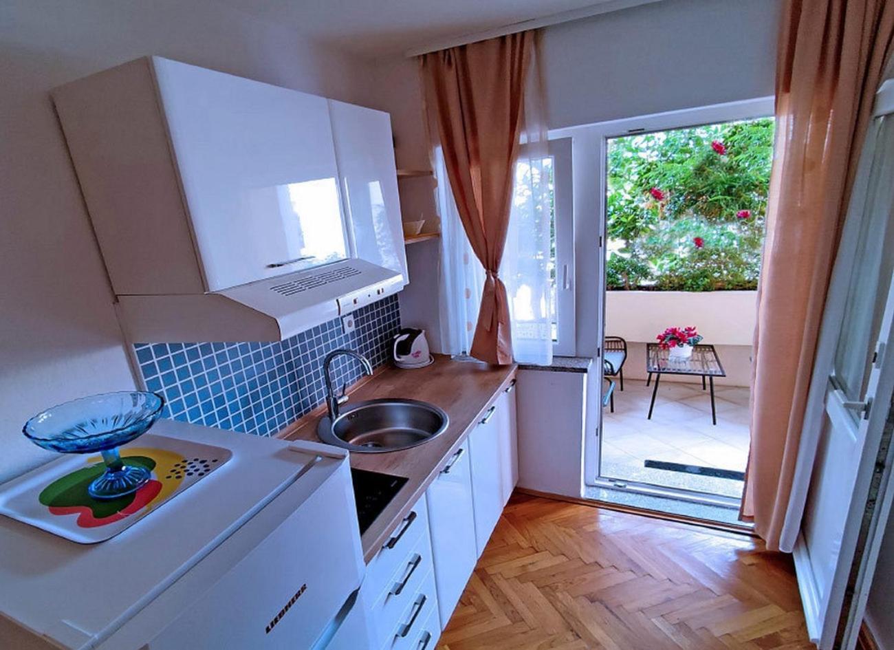 Apartments And Rooms By The Sea Tucepi, Makarska - 6058 Zimmer foto